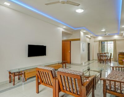 1 Room in 4 BHK Apartments Bandra Mumbai