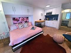 2 BHK Service Apartments in Edinburgh 